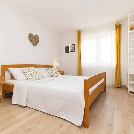 Quiet Area K65 * 말리로시니