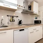 Apartment Quiet Area K65
