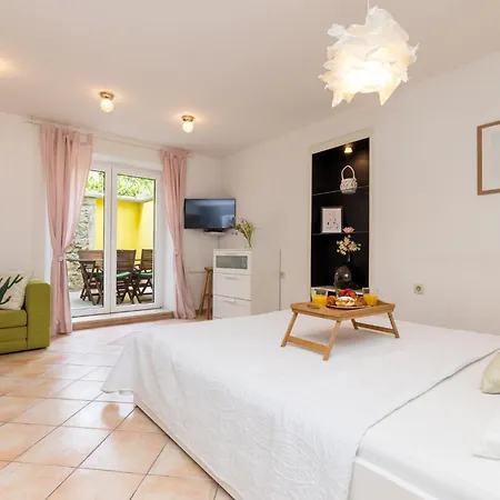 公寓 Quiet Area K65 木洛希尼